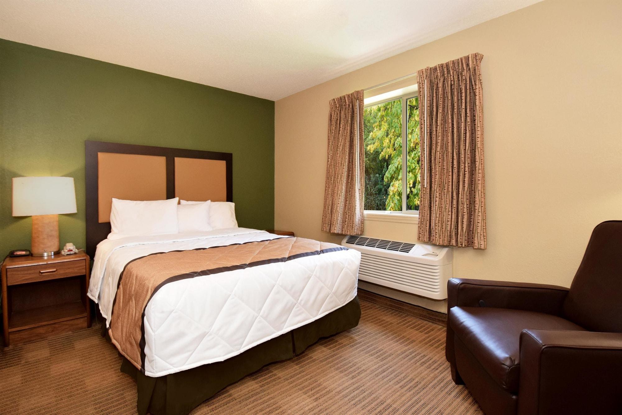 Extended Stay America Suites - San Antonio - Colonnade - Medical Экстерьер фото