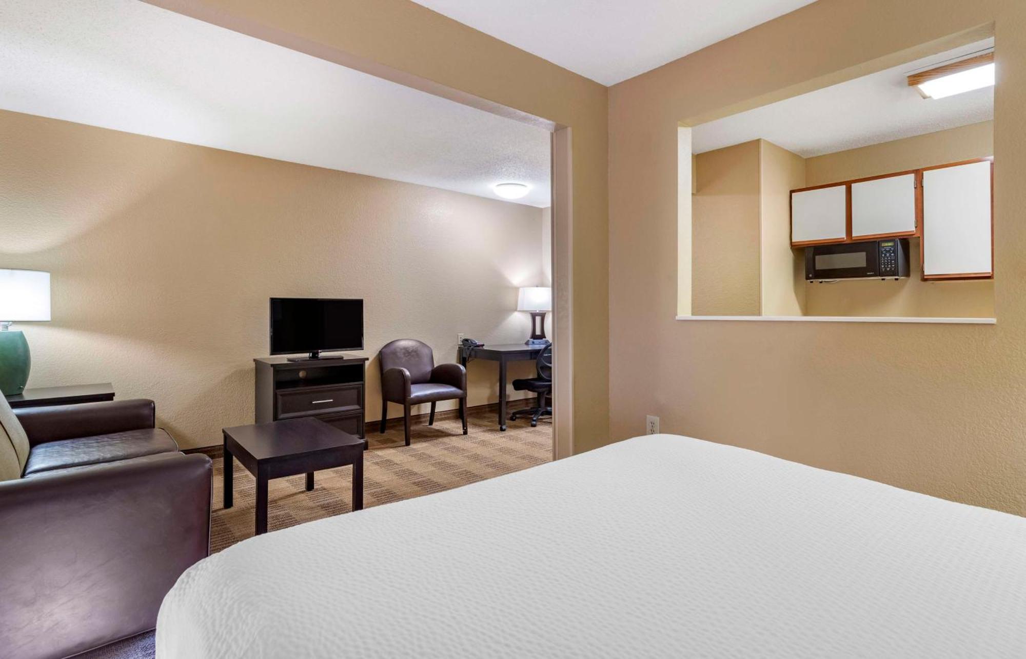 Extended Stay America Suites - San Antonio - Colonnade - Medical Экстерьер фото