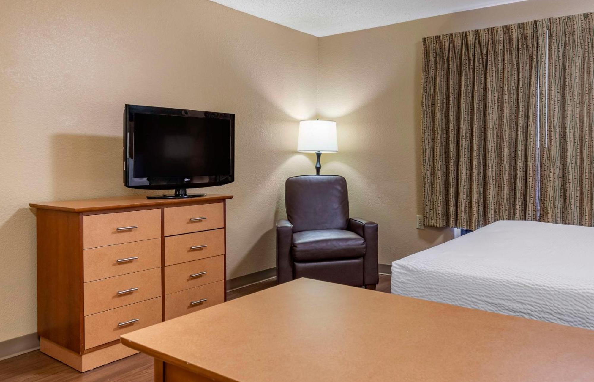 Extended Stay America Suites - San Antonio - Colonnade - Medical Экстерьер фото